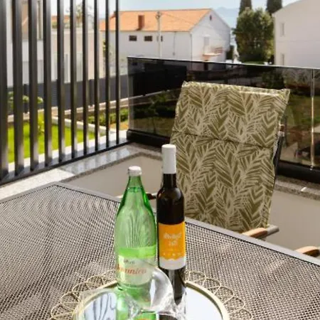 Luma Diklo Apartment Zadar